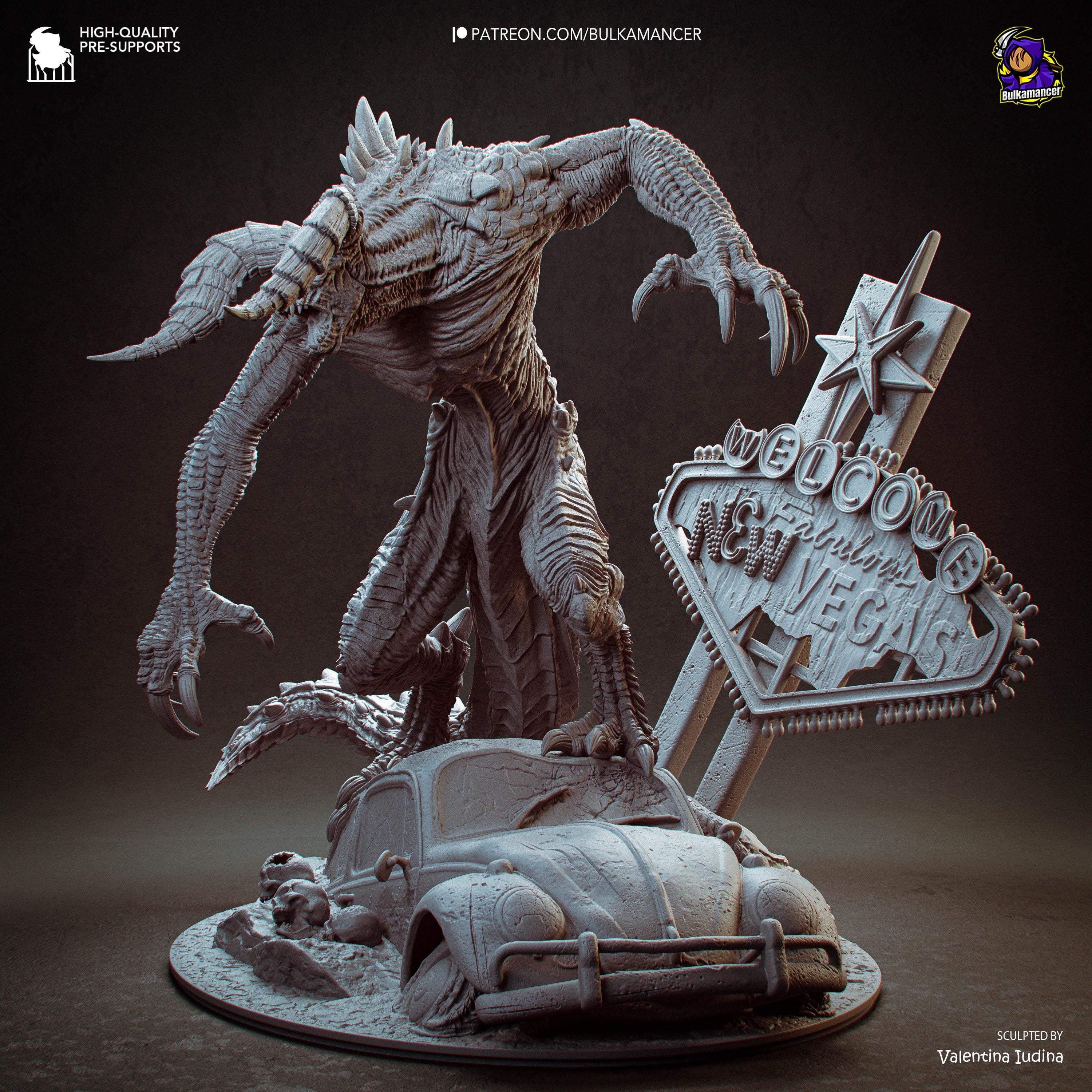 Nuclear Dreadbeast - Post Apocalyptic Wasteland Monster Deathclaw Resin Figure 16K