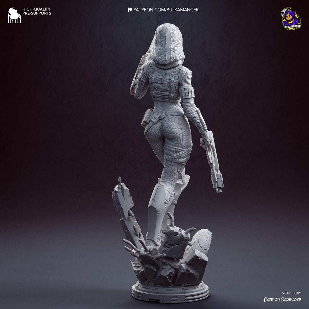 Pilgrim Starfarer - Masked Sci-fi Alien Galaxy Tali’zorah Vas Normandy Resin Figure 16K