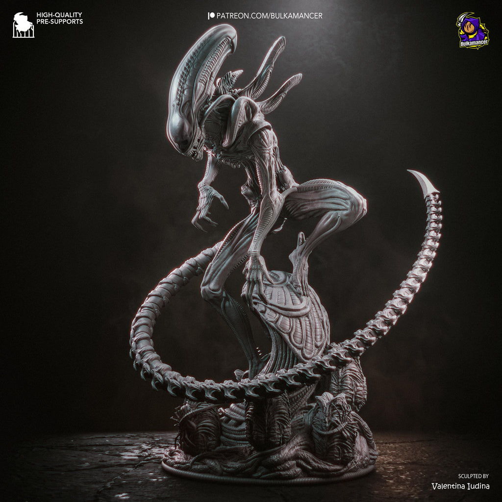 Black Carapace - Alien Predator Monster Horror Xenomorph Resin Figure 16K