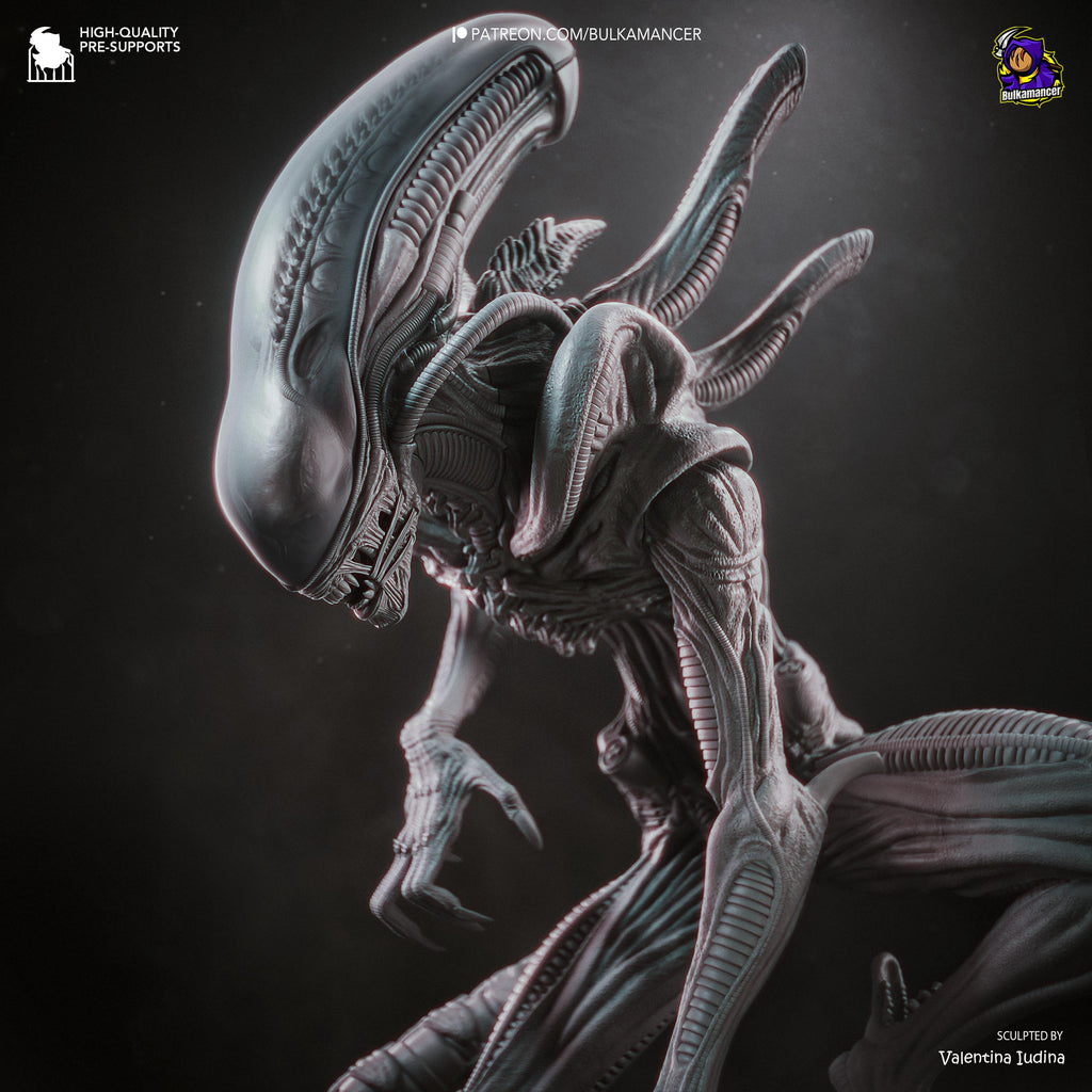 Black Carapace - Alien Predator Monster Horror Xenomorph Resin Figure 16K