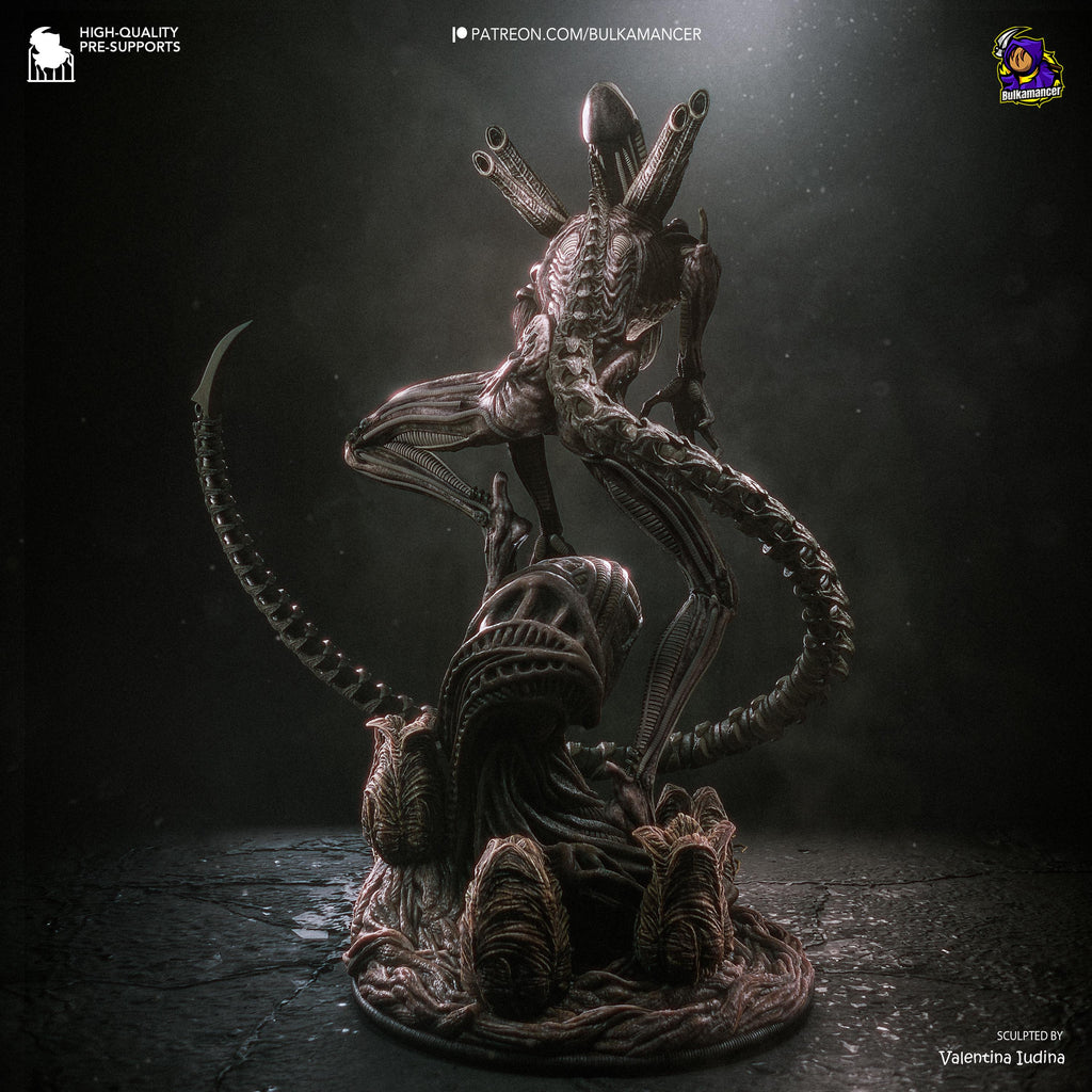 Black Carapace - Alien Predator Monster Horror Xenomorph Resin Figure 16K