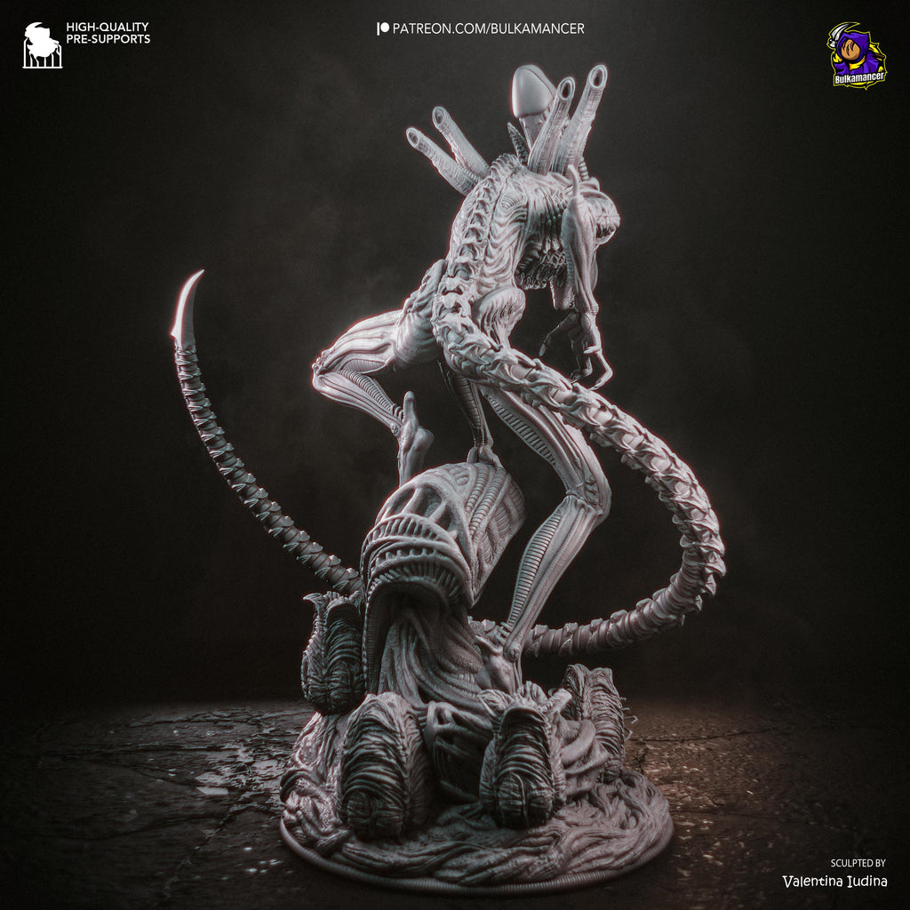 Black Carapace - Alien Predator Monster Horror Xenomorph Resin Figure 16K